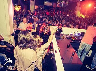 DIE GROSSE DRESDNER Ü30 PARTY