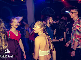 MEDIZINER PARTY