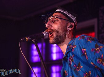 Hutball Vol. 2 - Eine Waterloo Produktion