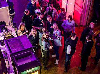 FAMILIENTREFFEN EINE WATERLOO PRODUKTION