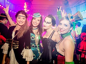 PICHMÄNNEL FASCHING - EINE WATERLOO PRODUKTION