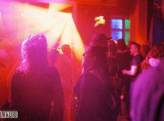 Polaroid - Die 90er & 2000er Party