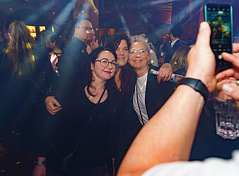 SPÄTSCHICHT - DIE AFTERWORK PARTY