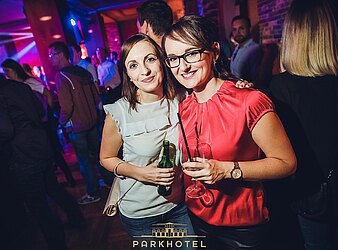 DIE GROSSE DRESDNER Ü30 PARTY