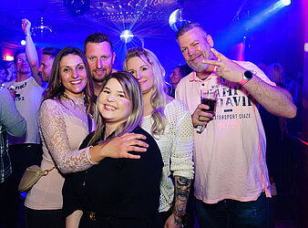 SPÄTSCHICHT - DIE AFTERWORK PARTY