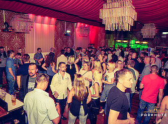 DIE GOSSE DRESDNER Ü30 PARTY