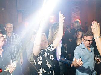 SPÄTSCHICHT - DIE AFTERWORK PARTY