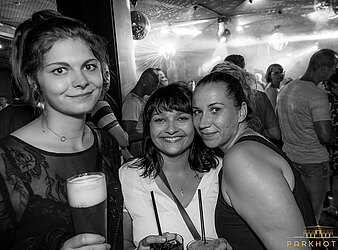 DIE GOSSE DRESDNER Ü30 PARTY