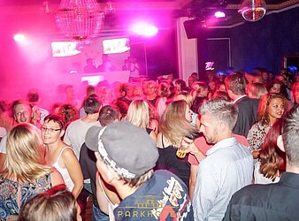 DIE GROSSE DRESDNER Ü30 PARTY