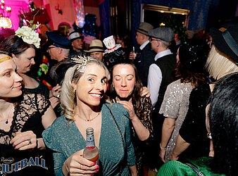 Hutball Vol. 2 - Eine Waterloo Produktion