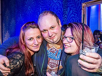 DIE GOSSE DRESDNER Ü30 PARTY