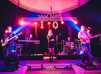 DIE GROSSE DRESDNER Ü30 PARTY