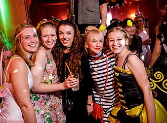 PICHMÄNNEL FASCHING EINE WATERLOO PRODUKTION