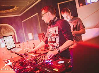 DIE DRESDNER Ü40 PARTY