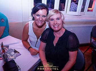DIE GROSSE DRESDNER Ü30 PARTY