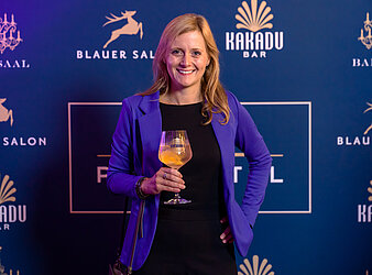 BLAUER SALON OPENING